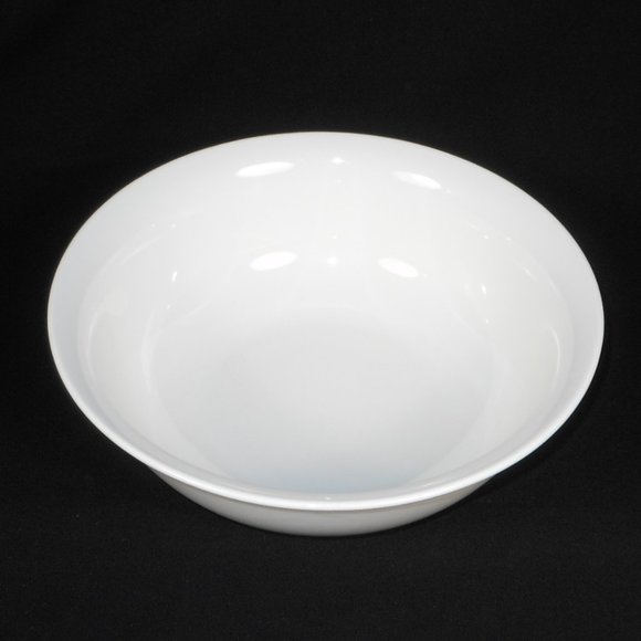 Noodle Soup Bowl. Maxwell Williams, white basics - Picture 1 of 5